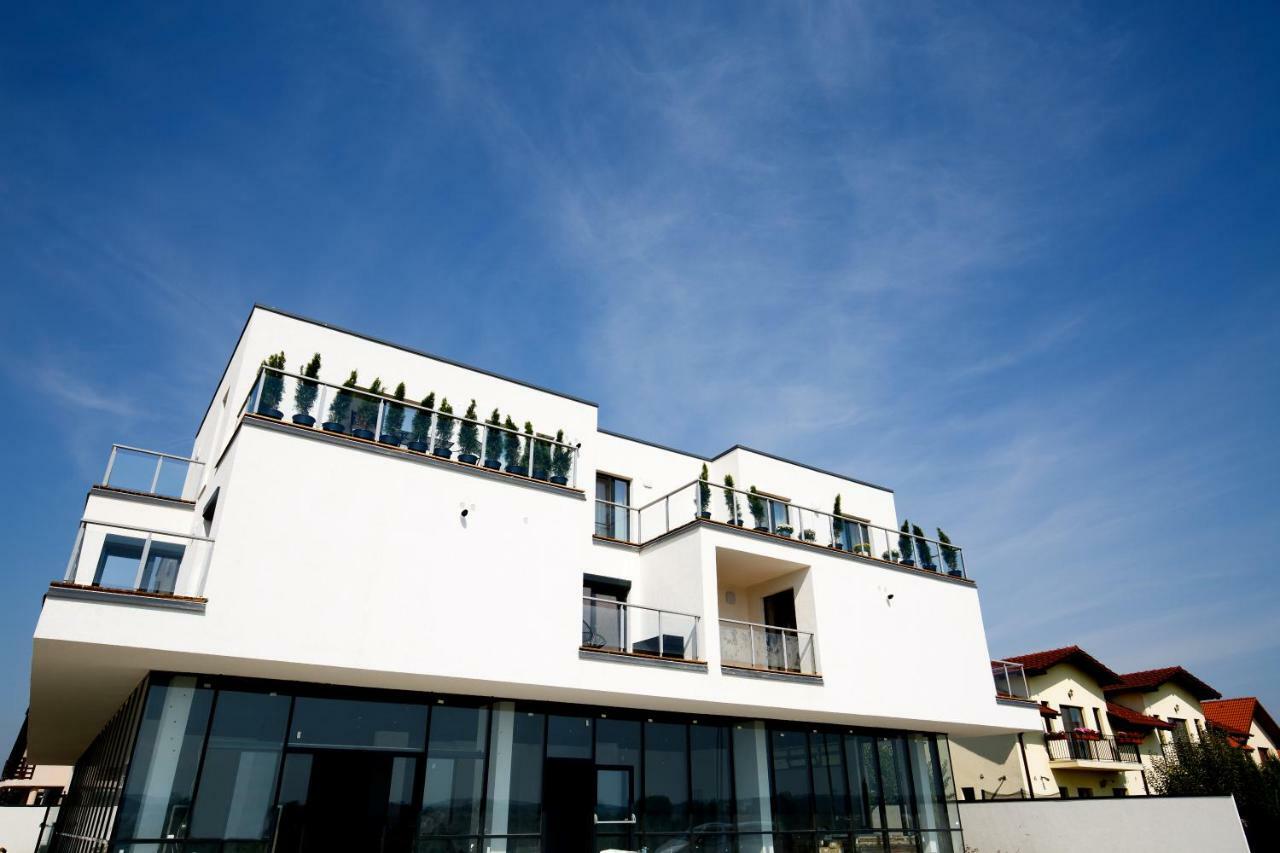 Ramino Apartments Sibiu Exteriör bild