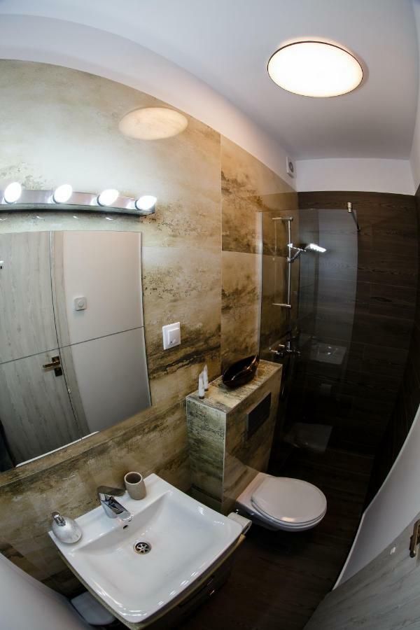 Ramino Apartments Sibiu Exteriör bild