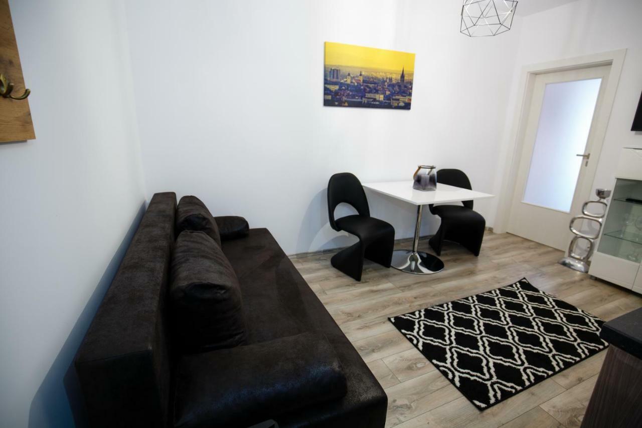 Ramino Apartments Sibiu Exteriör bild