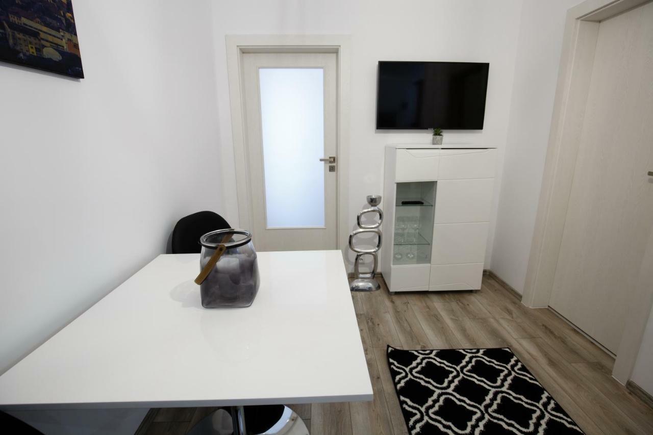 Ramino Apartments Sibiu Exteriör bild